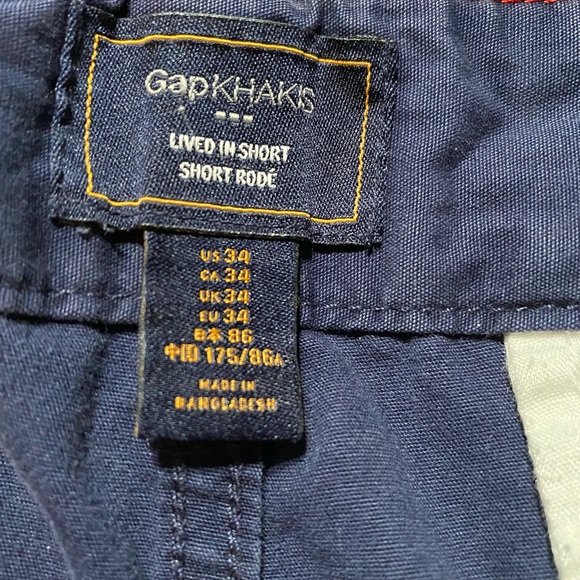 (2) gap cargo shorts tan & blue 34 waist - Picture 3 of 8
